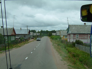 Syv&auml;rin raittia.